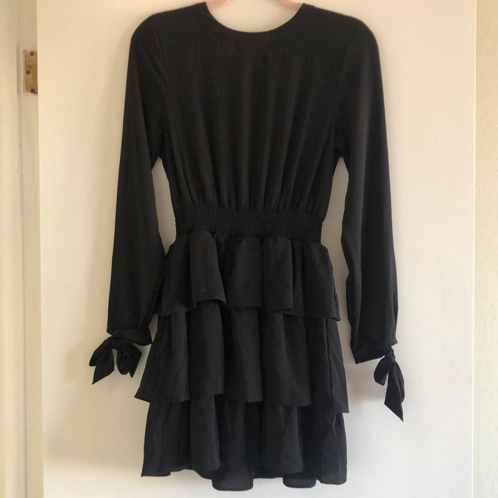 Ruffle Tiered Bow Sleeve Dress